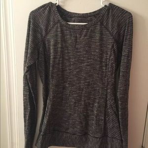 Lululemon top